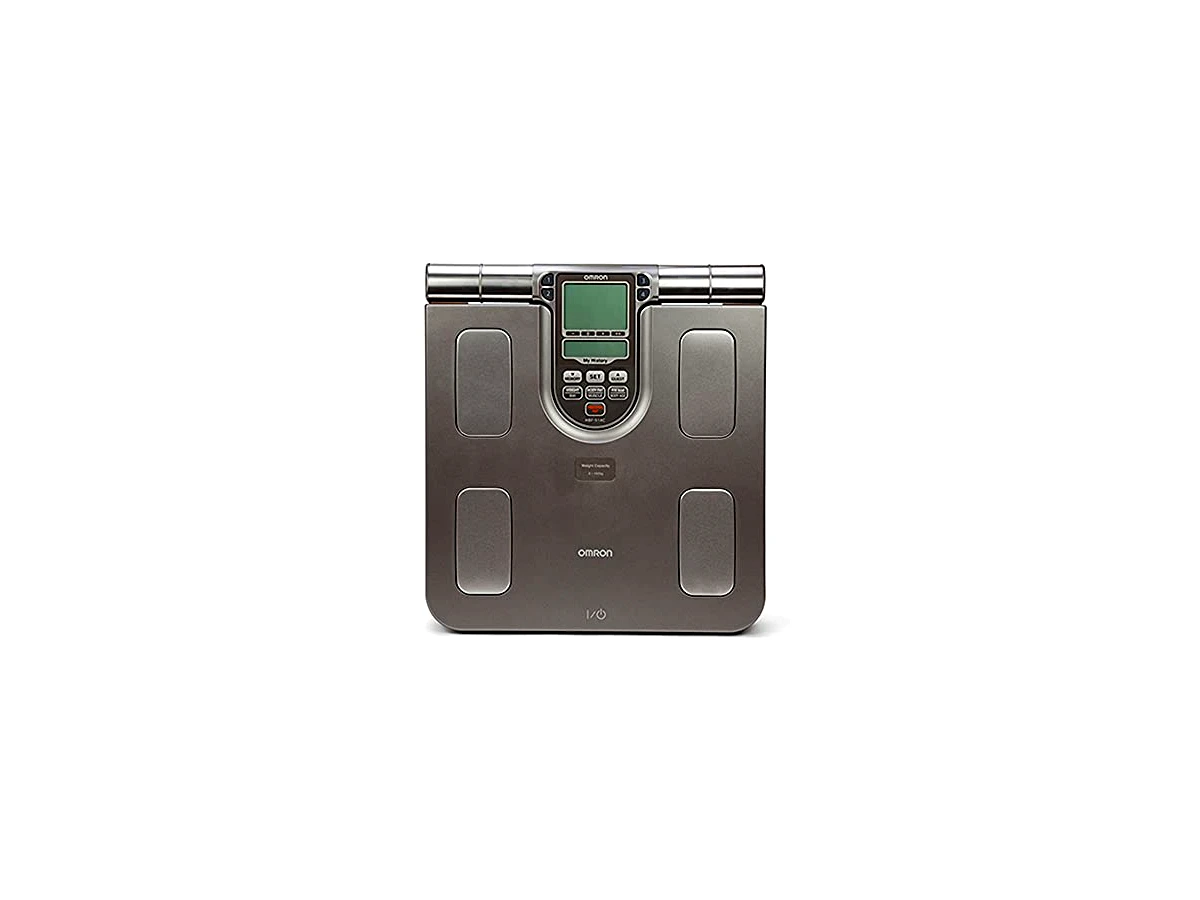 Revisão Balança de Controle Corporal Omron HBF-514C com Bioimpedância: a porta de entrada para leituras de corpo inteiro