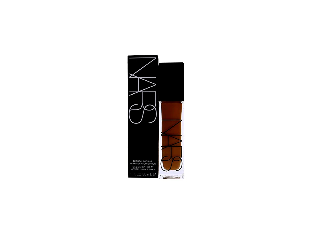 Revisão NARS Natural Radiant Longwear Foundation: alta cobertura com viço e sem aspecto de máscara