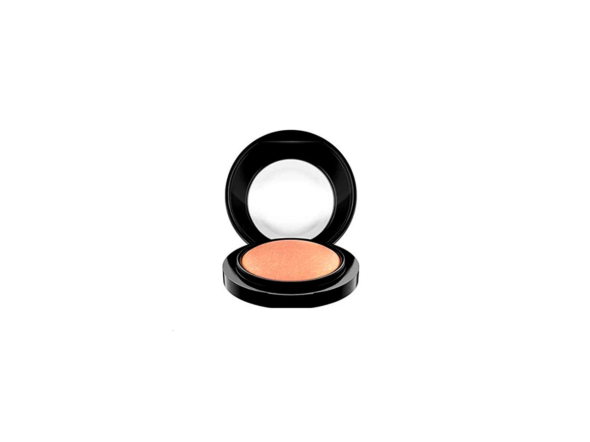 Revisão MAC Cosmetics Mineralize Blush Baked Powder - Cor: Warm Soul: elegância sutil para o dia a dia, mas exige paciência na construção de camadas