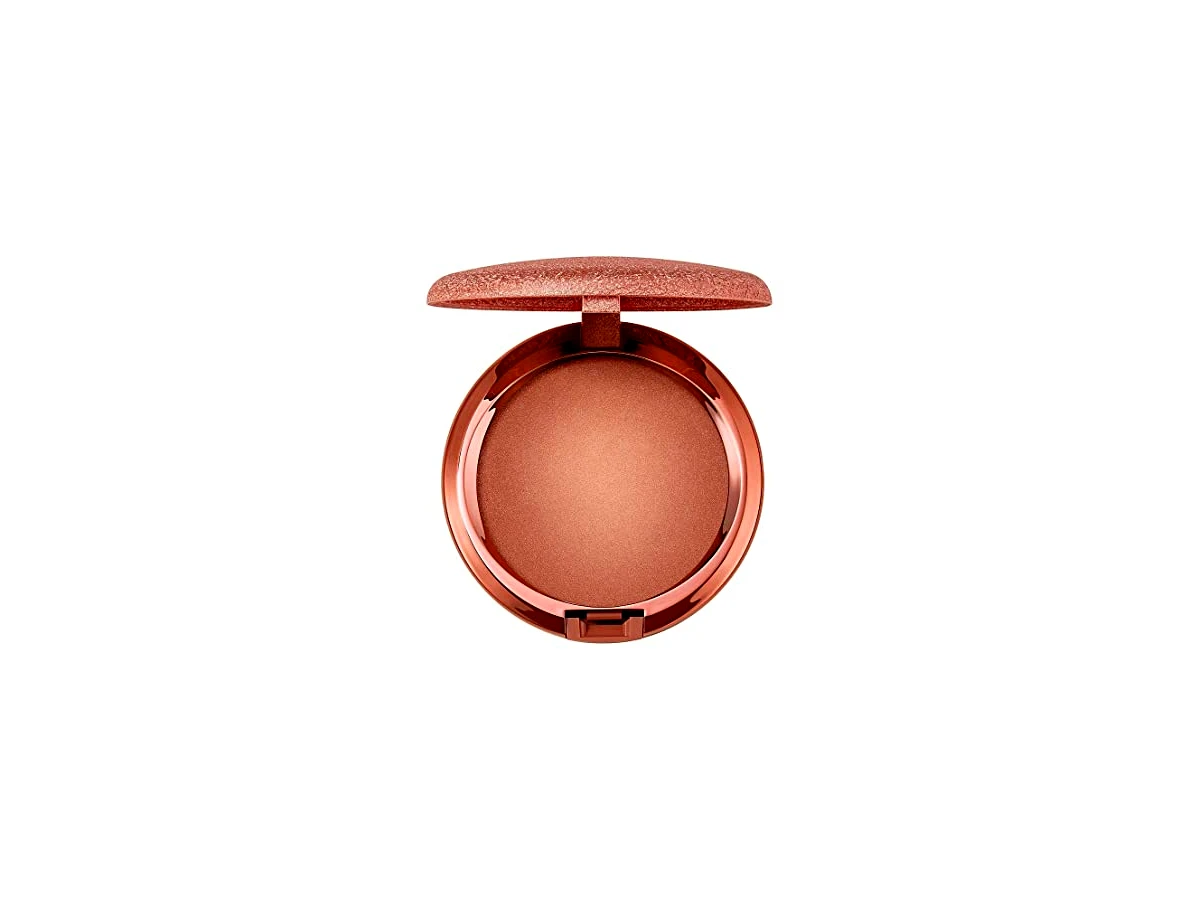 Revisão M·A·C Skinfinish Sunstruck Matte Bronzer - Cor Matte Light Rosy: o subtom perfeito para peles frias que buscam alta fixação