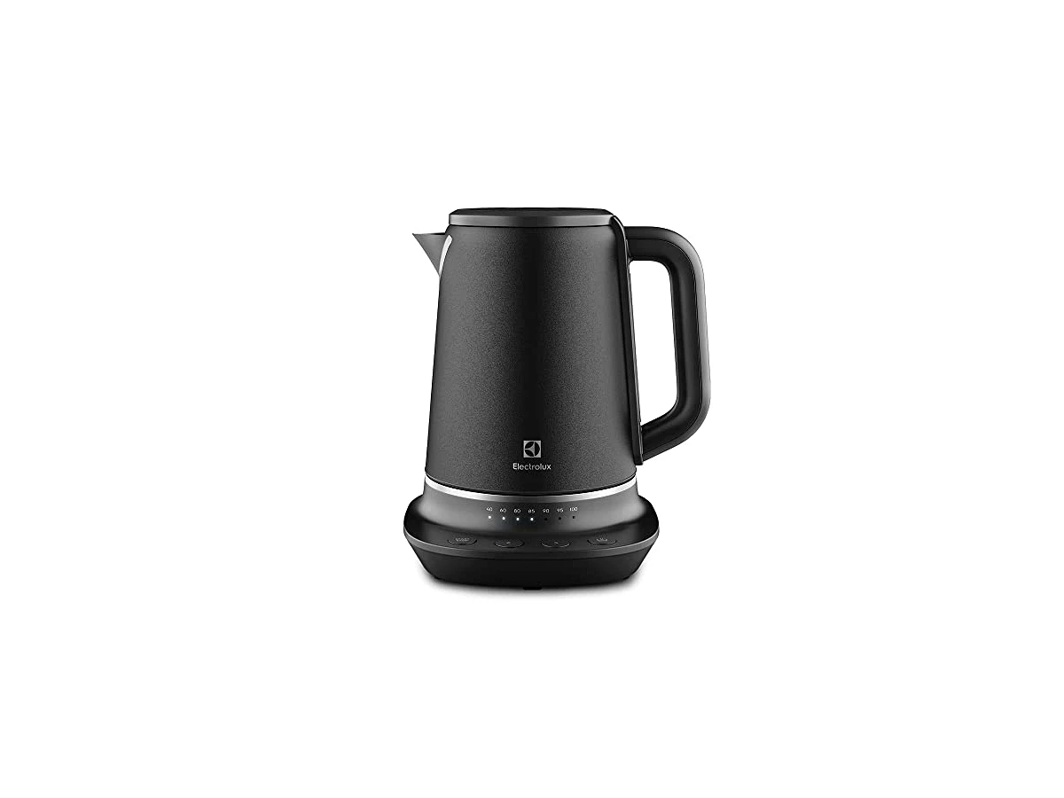 Revisão Electrolux Expert EKP70 PerfectSense 1,7 L, 127 V: precisão térmica impecável para chás, mas exige tomada de 20A