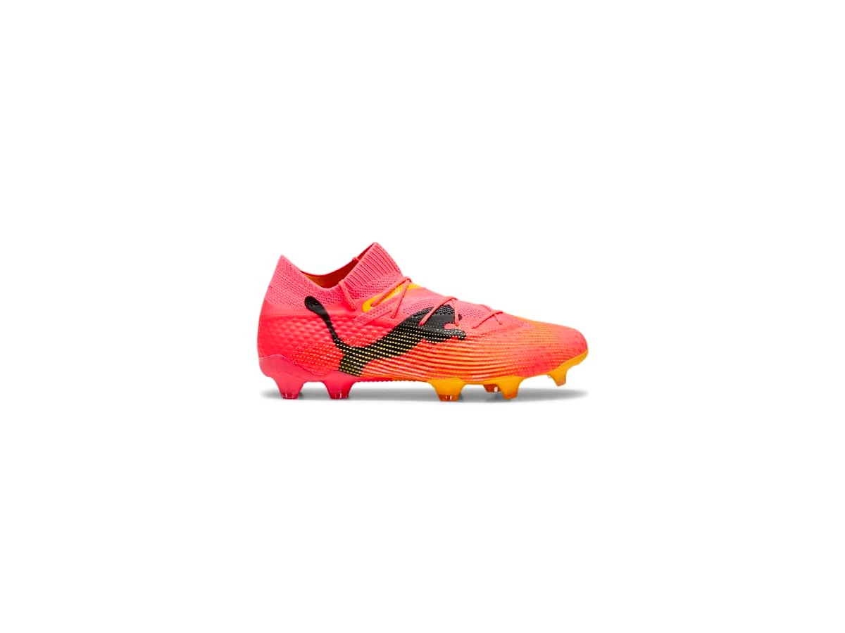 Revisão Puma Future 7 Ultimate Cage TF Society: o melhor ajuste para pés de diferentes formatos