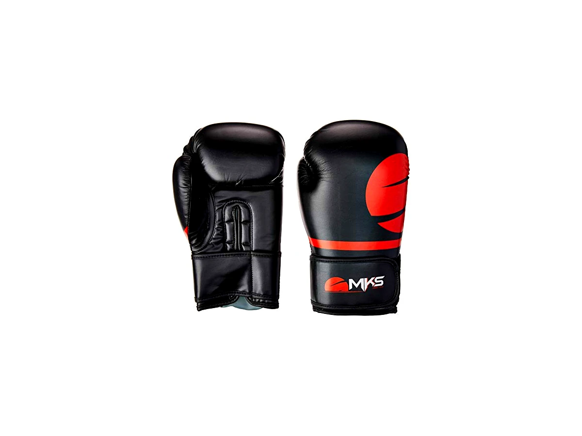 Revisão Luva de Boxe MKS Combat Pro PU Sintético: O melhor suporte de pulso, mas exige ajuda para calçar