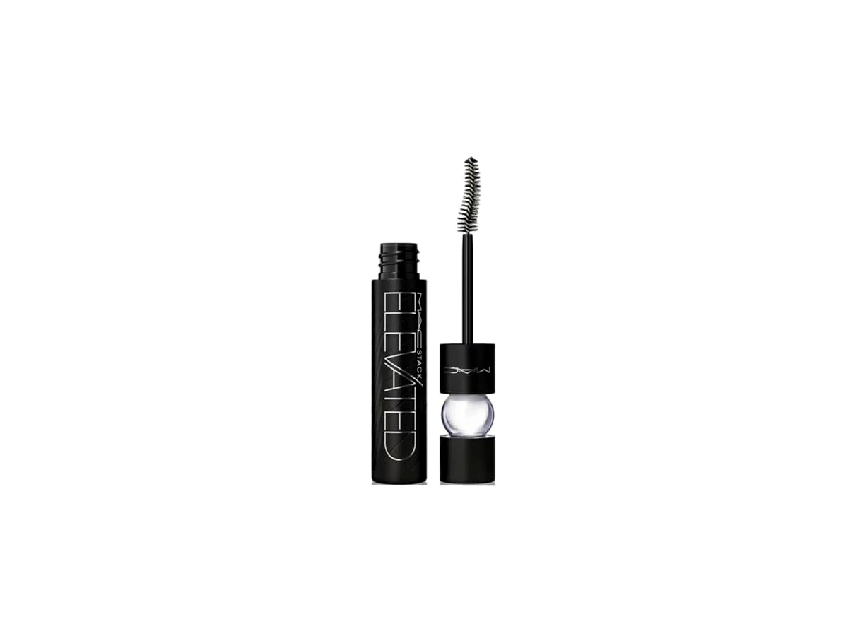 Revisão MAC Cosmetics M·A·CStack Mascara Superstack Mega Brush: construa volume ao extremo sem o indesejado efeito empelotado