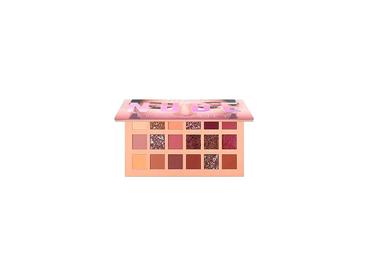 Revisão Paleta de Sombras Huda Beauty The New Nude Eyeshadow Palette: a reinvenção do básico com foco em texturas e subtons rosados