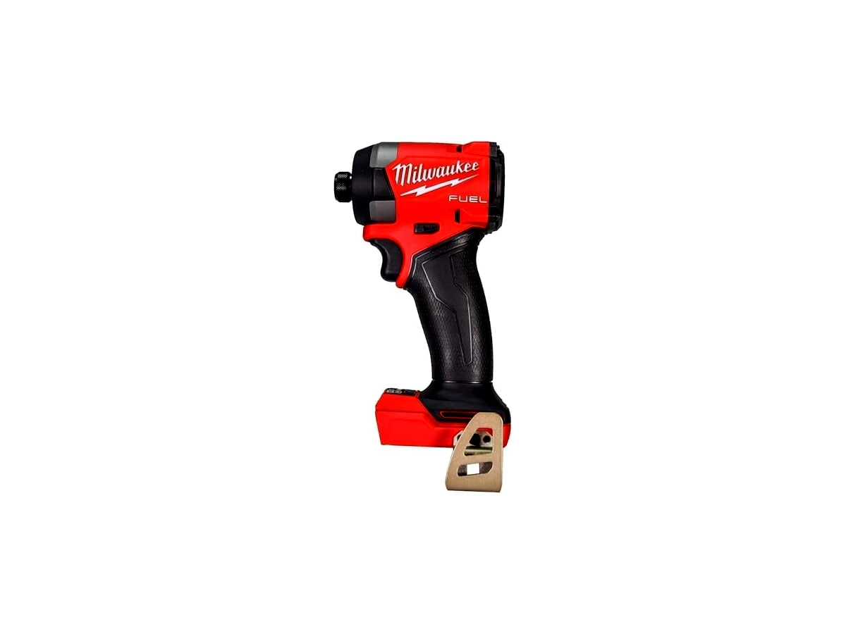 Revisão Milwaukee 2953-20 M18 FUEL Gen 4 Brushless Hexagonal 1/4 Polegada: força bruta e produtividade extrema para uso industrial