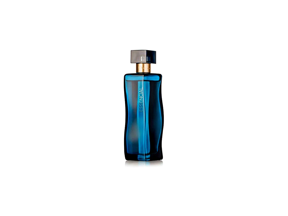 Revisão Deo Parfum Essencial Oud Feminino: sofisticação amadeirada que exige o clima certo para brilhar