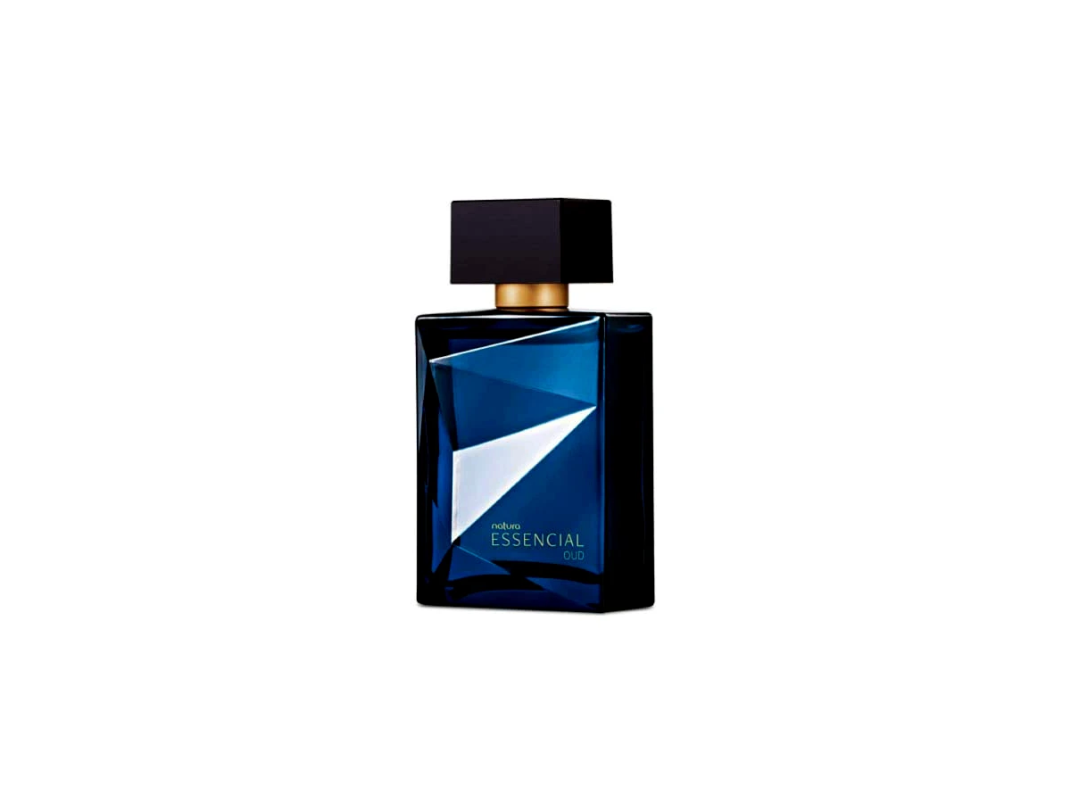 Revisão Essencial Oud Masculino Deo Parfum: a escolha certa para noites frias e ocasiões formais