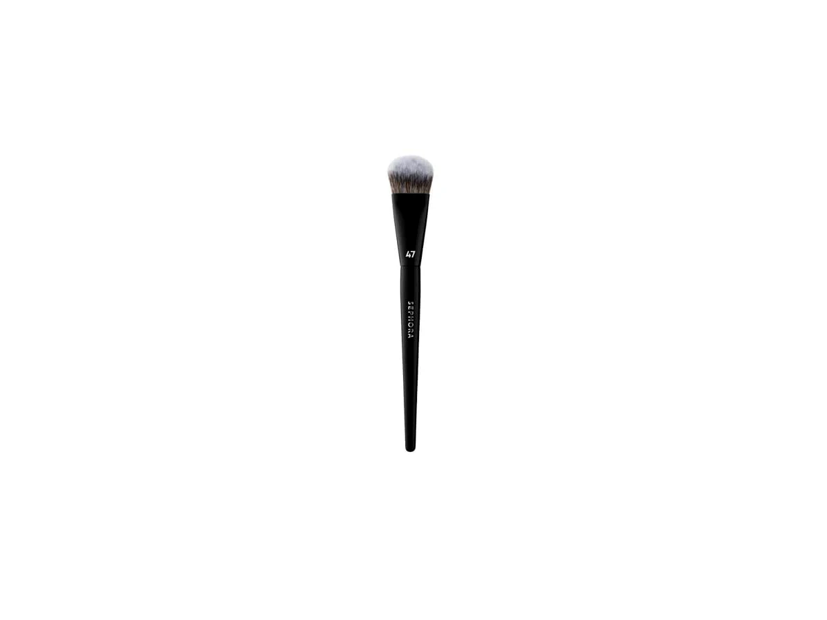 Revisão Sephora Collection PRO Foundation Brush #47: aplicação natural e design consciente para o dia a dia