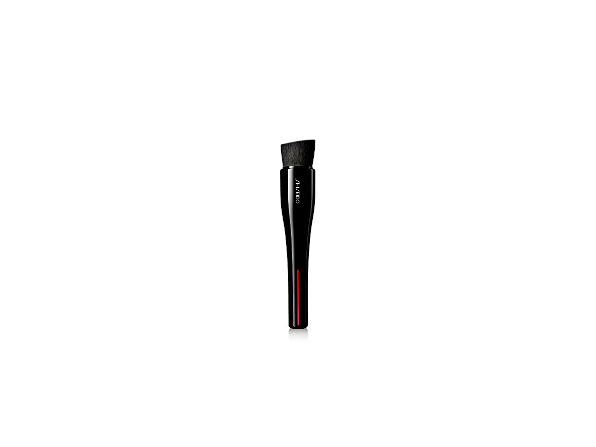 Revisão Shiseido Hasu Fude Foundation Brush: O investimento definitivo para acabamento de alta costura