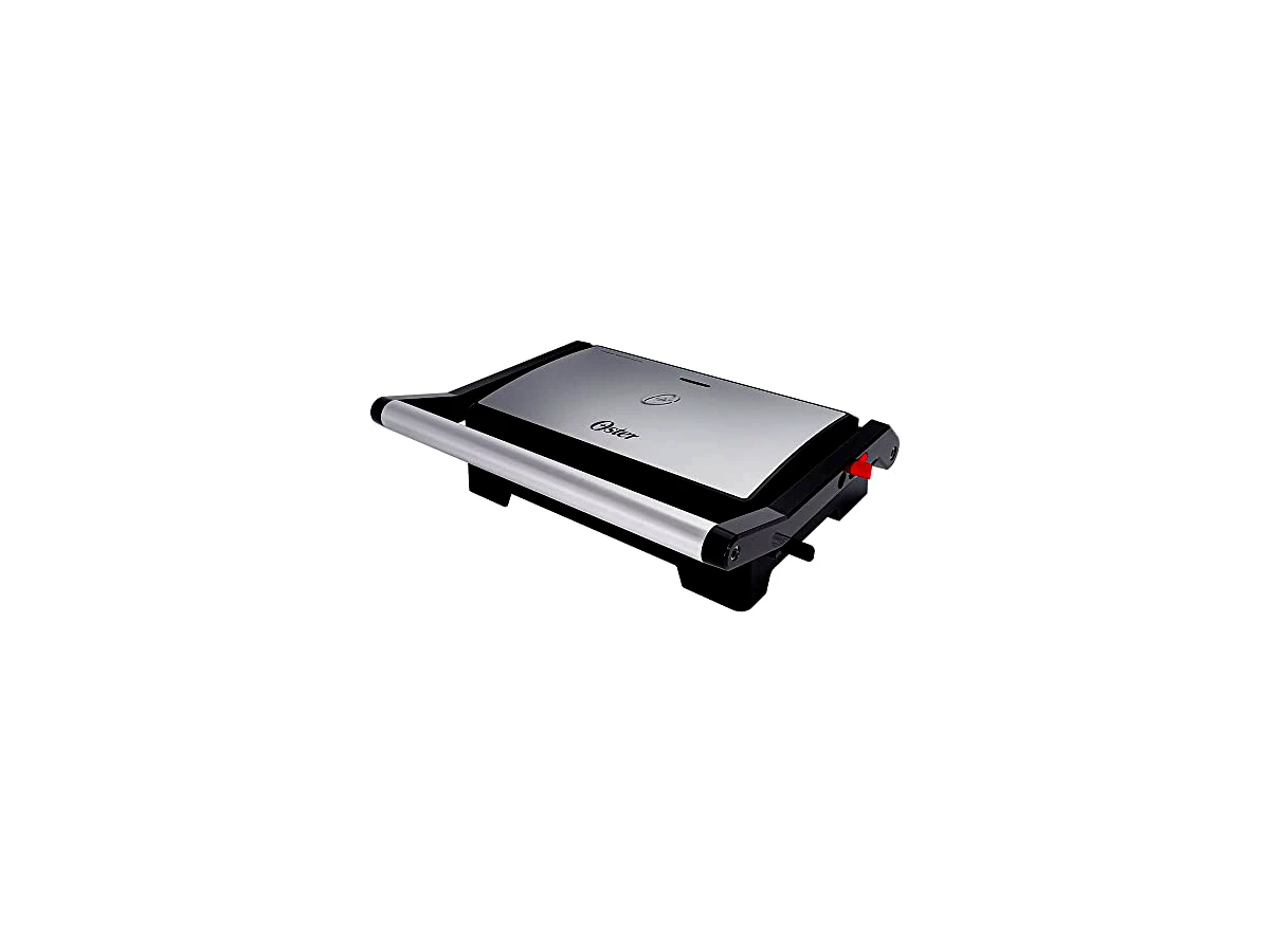 Revisão Sanduicheira e Minigrill Oster OGRL230 1000W 2 em 1: a versatilidade das chapas mistas que substitui a frigideira