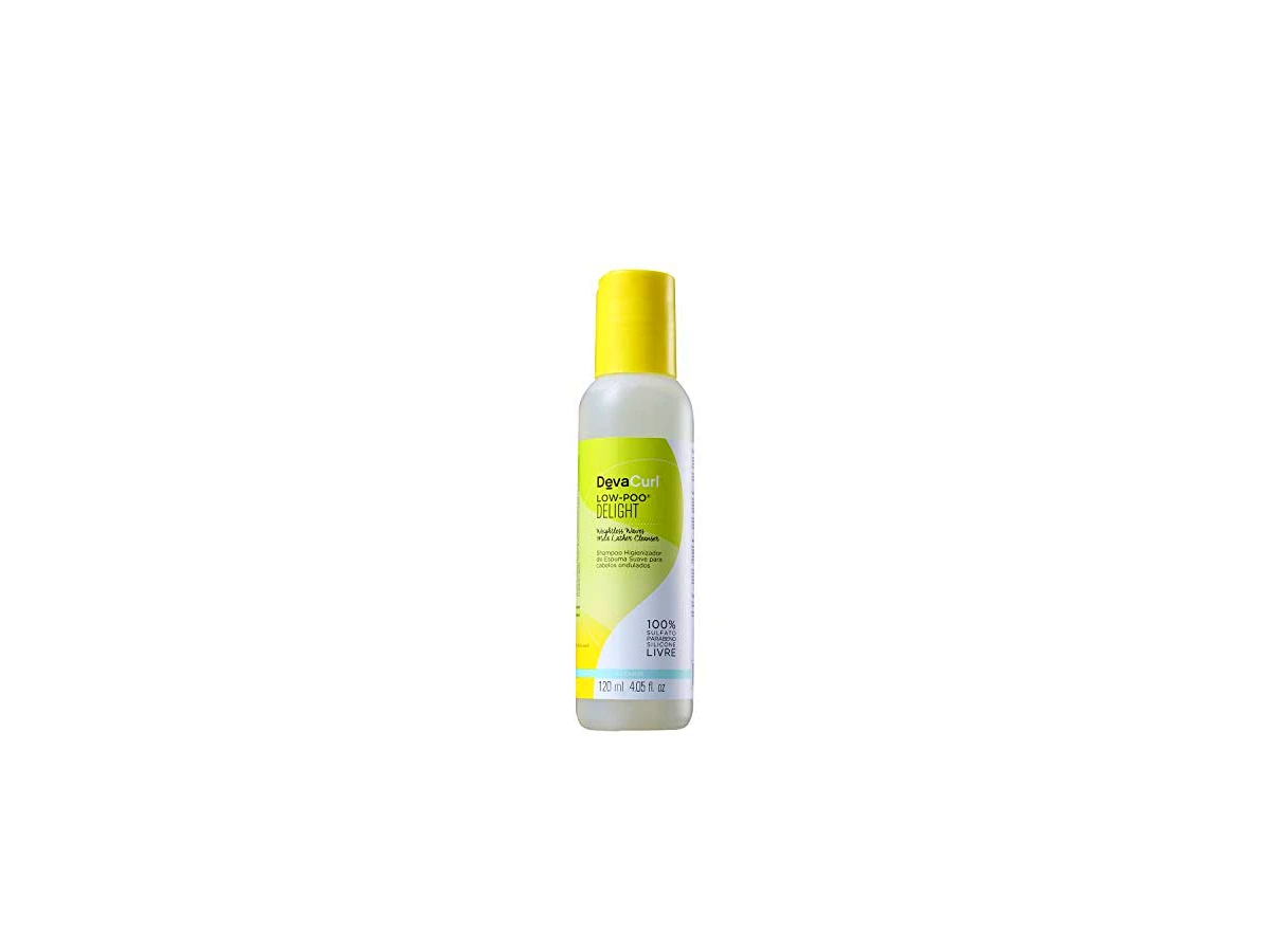 Revisão DevaCurl Low-Poo Delight Weightless Waves Mild Lather Cleanser: a melhor escolha premium para encorpar ondas finas