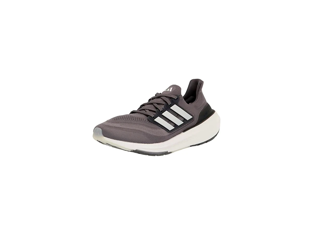 Revisão Adidas Ultraboost Light: Estilo casual e tração imbatível para rodagens diárias